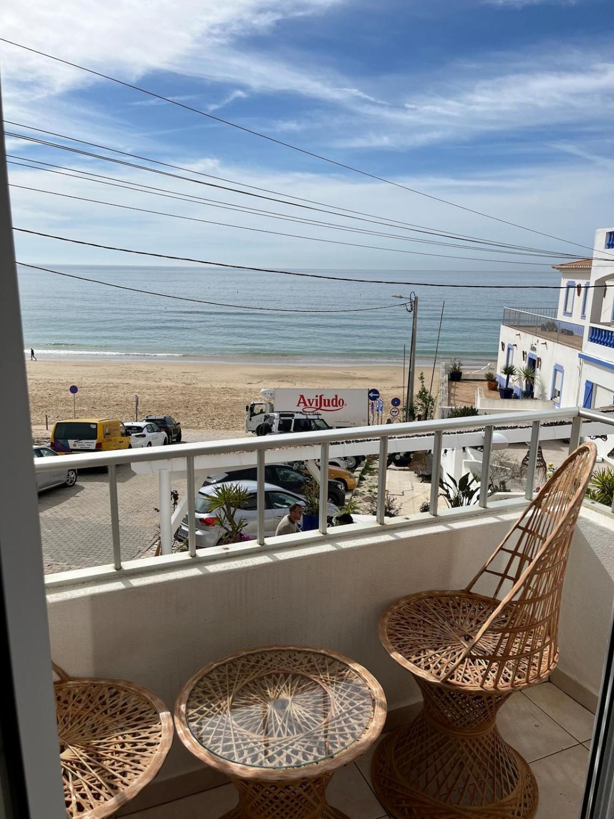 Casa Calma - A Delightful Ocean Front Retreat In Holiday home Burgau